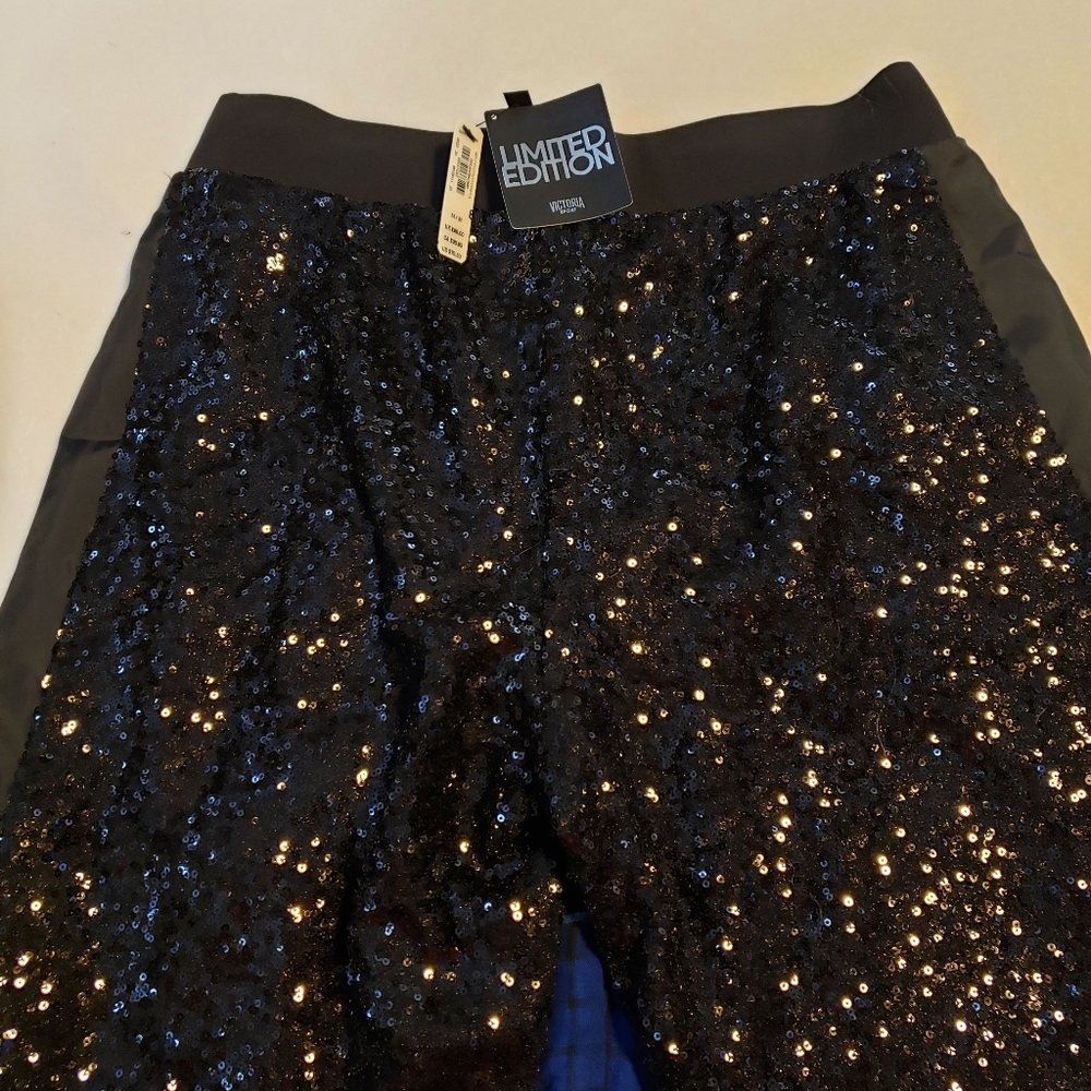 Sequence pants